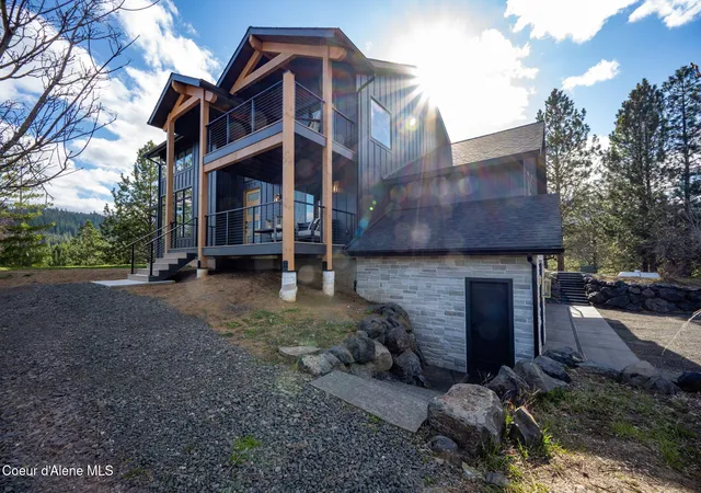Photo 2 of Sale Pending at 3693 S Puma Dr, Coeur D Alene, ID 83814 | MLS# 26-9674 | Listing updated on 2026-10-14