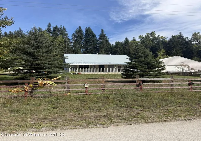 Photo 3 of Single family home for sale at 6113 Prichard Crk St, Murray, ID 83874 | MLS# 26-9676 | Listing updated on 2026-09-24