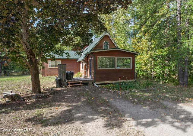 Photo 1 of Single family home for sale at 3596 Upper Pack River Rd, Sandpoint, ID 83864 | MLS# 26-9726 | Listing updated on 2026-10-06