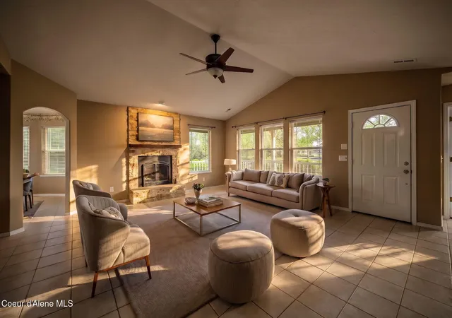Photo 2 of Single family home for sale at 2591 W Diamond Bar Rd, Rathdrum, ID 83858 | MLS# 26-9757 | Listing updated on 2026-10-10