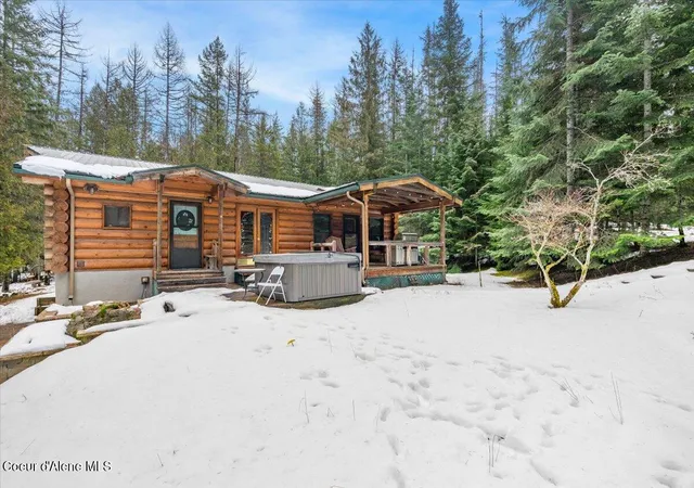 Photo 1 of Single family home for sale at 382 Ferry Crk Rd, Sagle, ID 83860 | MLS# 26-9761 | Listing updated on 2026-09-28