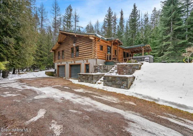 Photo 2 of Single family home for sale at 382 Ferry Crk Rd, Sagle, ID 83860 | MLS# 26-9761 | Listing updated on 2026-09-28