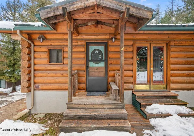 Photo 3 of Single family home for sale at 382 Ferry Crk Rd, Sagle, ID 83860 | MLS# 26-9761 | Listing updated on 2026-09-28