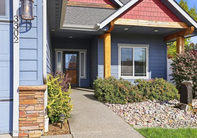 Photo 1 of Single family home for sale at 3302 W Magistrate Loop, Hayden, ID 83835 | MLS# 26-9920 | Listing updated on 2026-10-23