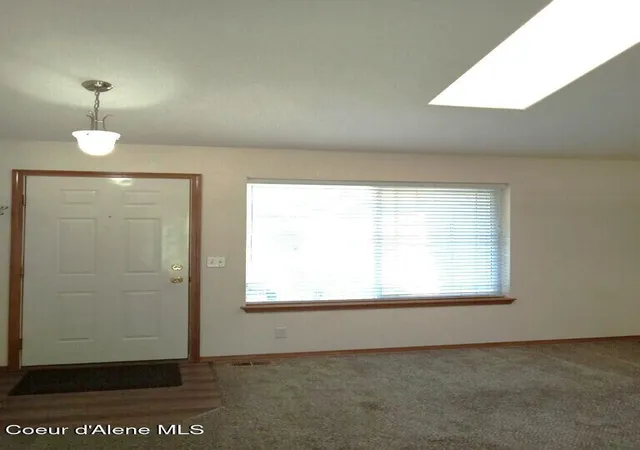 Photo 3 of Single family home for sale at 812 N Doryport Ct, Post Falls, ID 83854 | MLS# 26-9781 | Listing updated on 2026-10-20