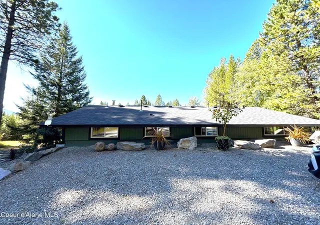 Photo 3 of Single family home for sale at 594 Upper Rocky Rd, Sagle, ID 83860 | MLS# 26-9790 | Listing updated on 2026-10-19