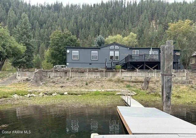 Photo 2 of Single family home for sale at 110 Saint Joe River Park, Saint Maries, ID 83861 | MLS# 26-9814 | Listing updated on 2026-10-27
