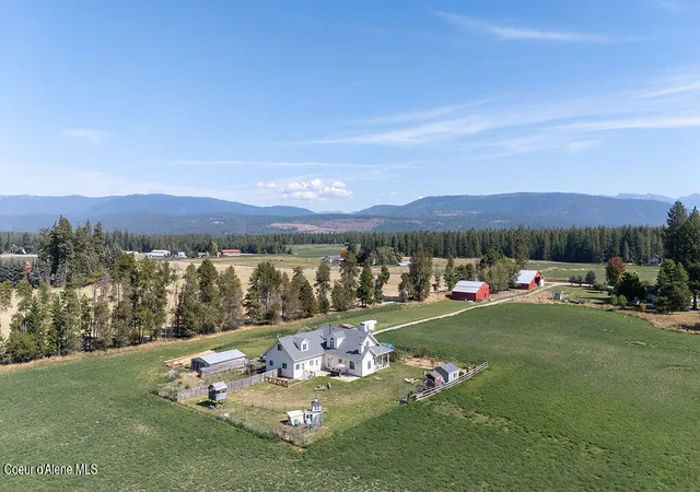 Photo 1 of Single family home for sale at 1878 Moon Shadow Rd, Bonners Ferry, ID 83805 | MLS# 26-9786 | Listing updated on 2026-10-05
