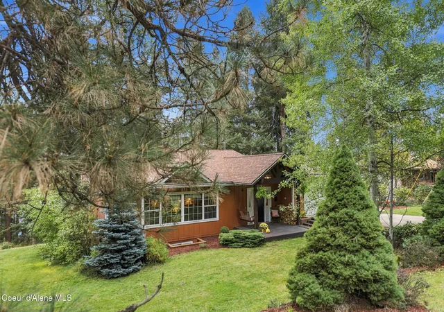 Photo 1 of Single family home for sale at 741 S Fairmont Loop, Coeur D Alene, ID 83814 | MLS# 26-9815 | Listing updated on 2026-10-01