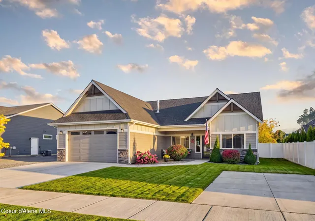Photo 1 of Single family home for sale at 3777 N Mashie St, Post Falls, ID 83854 | MLS# 26-10017 | Listing updated on 2026-10-23