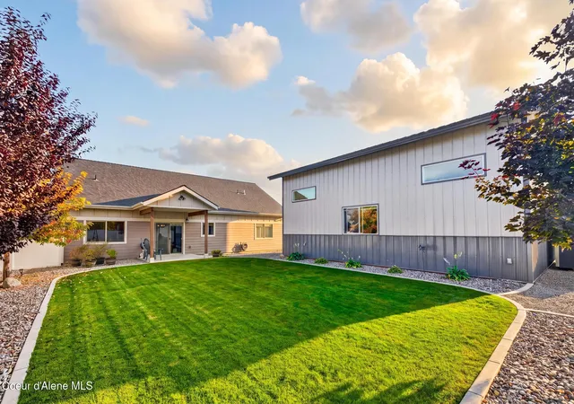 Photo 3 of Single family home for sale at 3777 N Mashie St, Post Falls, ID 83854 | MLS# 26-10017 | Listing updated on 2026-10-26