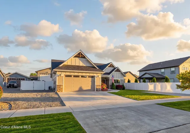 Photo 1 of Single family home for sale at 3777 N Mashie St, Post Falls, ID 83854 | MLS# 26-10017 | Listing updated on 2026-10-26