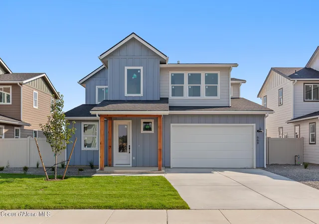 Photo 1 of Single family home for sale at 668 Moscow St, Sandpoint, ID 83864 | MLS# 26-9924 | Listing updated on 2026-10-02