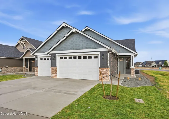 Photo 2 of Sale Pending at 4507 W Hide Away Ln, Coeur D Alene, ID 83815 | MLS# 26-10036 | Listing updated on 2026-10-07