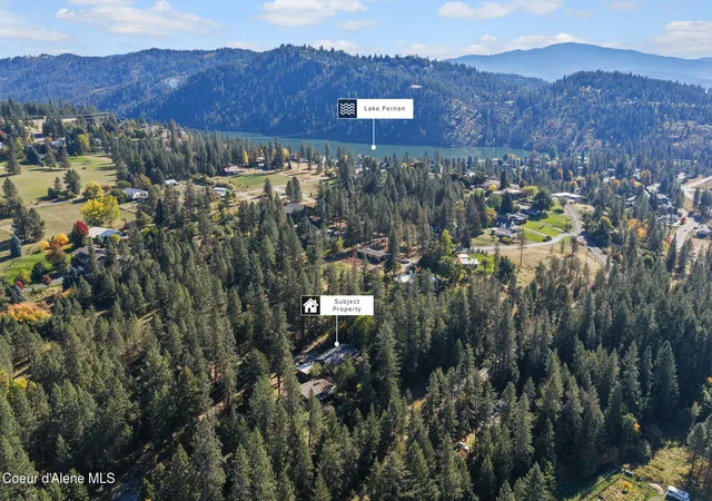 Photo 3 of Sale Pending at 957 E Giesa Rd, Coeur D Alene, ID 83814 | MLS# 26-10045 | Listing updated on 2026-10-09