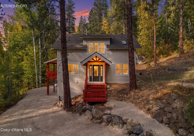 Photo 1 of Single family home for sale at 4291 Upper Pack River Rd, Sandpoint, ID 83864 | MLS# 26-10058 | Listing updated on 2026-10-18