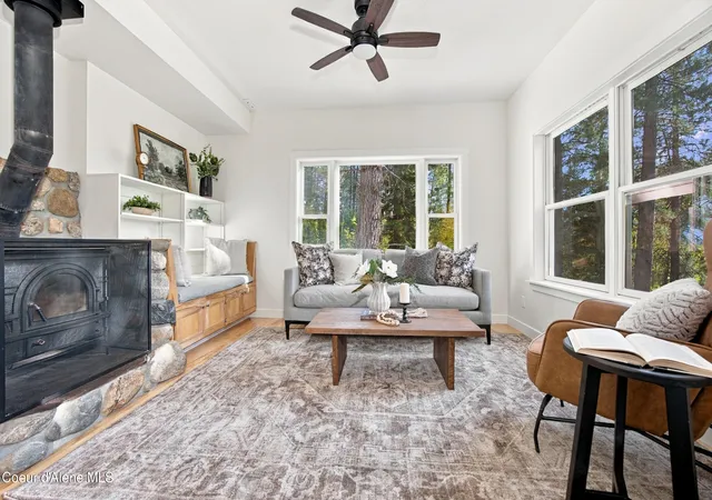 Photo 3 of Single family home for sale at 4291 Upper Pack River Rd, Sandpoint, ID 83864 | MLS# 26-10058 | Listing updated on 2026-10-28