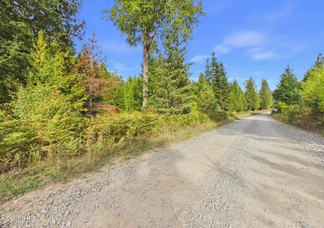 Photo 1 of Land for sale at 3099 Bear Crk Rd, Kingston, ID 83839 | MLS# 26-10056 | Listing updated on 2026-10-23