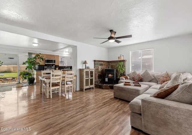 Photo 3 of Single family home for sale at 1338 S Bonanza Rd, Coeur D Alene, ID 83814 | MLS# 26-10083 | Listing updated on 2026-10-22