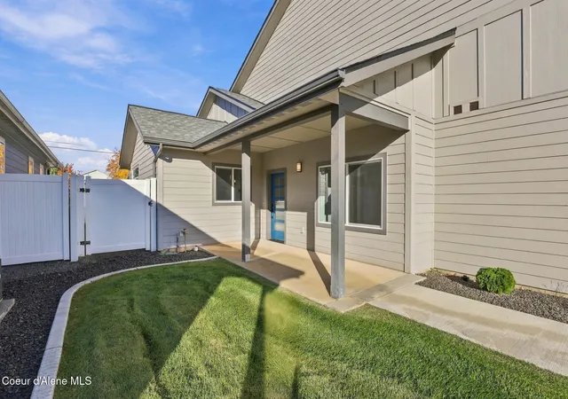 Photo 3 of Single family home for sale at 7279 N Grafton St, Coeur D Alene, ID 83815 | MLS# 26-10096 | Listing updated on 2026-10-09