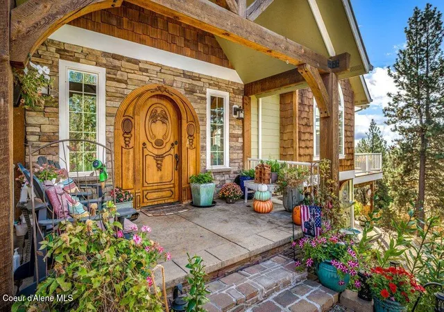 Photo 2 of Single family home for sale at 7170 W Reality Loop, Coeur D Alene, ID 83814 | MLS# 26-10087 | Listing updated on 2026-10-09
