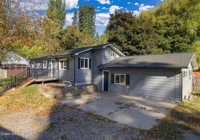 Photo 1 of Single family home for sale at 15544 N Gray St, Rathdrum, ID 83858 | MLS# 26-10153 | Listing updated on 2026-10-28
