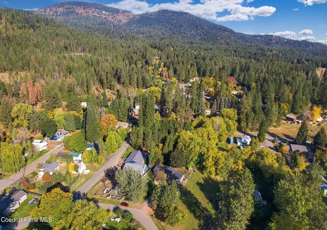 Photo 4 of Single family home for sale at 15544 N Gray St, Rathdrum, ID 83858 | MLS# 26-10153 | Listing updated on 2026-10-28