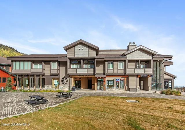 Condo for sale at 166 Village Ln #307, Sandpoint, ID 83864 | MLS# 26-10135