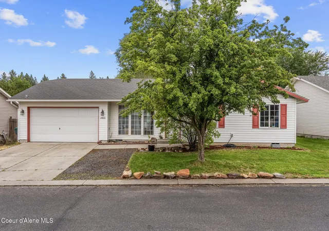 Photo 1 of Sale Pending at 2800 N Wickiup Dr, Post Falls, ID 83854 | MLS# 26-10134 | Listing updated on 2026-10-16