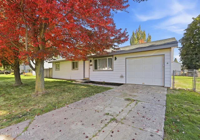Photo 3 of Single family home for sale at 11144 N Jonathan Ave, Hayden, ID 83835 | MLS# 26-10156 | Listing updated on 2026-10-26