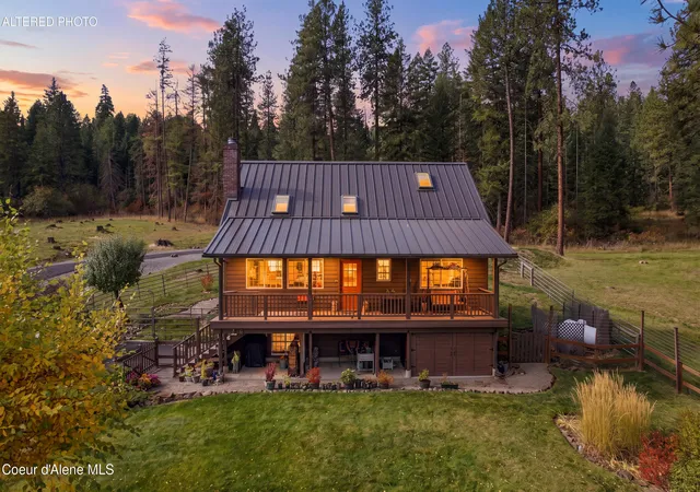 Photo 1 of Single family home for sale at 4125 S Wolf Lodge Ter Rd, Coeur D Alene, ID 83814 | MLS# 26-10171 | Listing updated on 2026-10-13