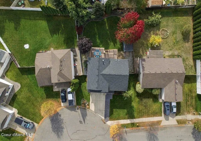 Photo 3 of Sale Pending at 1140 W Wishkah Ave, Post Falls, ID 83854 | MLS# 26-10190 | Listing updated on 2026-10-22