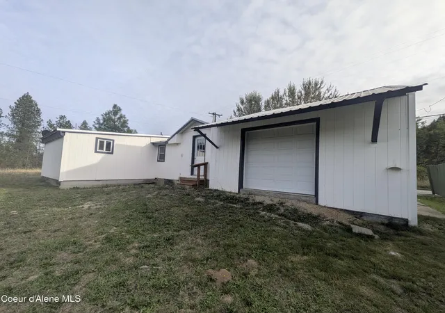 Photo 3 of Single family home for sale at 65 Aspen Way, Kingston, ID 83839 | MLS# 26-10196 | Listing updated on 2026-10-15