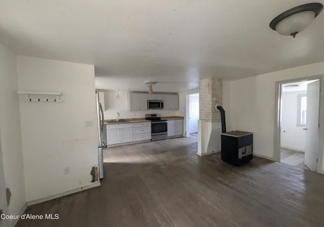 Photo 3 of Single family home for sale at 65 Aspen Way, Kingston, ID 83839 | MLS# 26-10196 | Listing updated on 2026-10-15