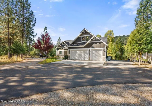 Photo 2 of Single family home for sale at 23915 N Citadel Rd, Rathdrum, ID 83858 | MLS# 26-10201 | Listing updated on 2026-10-17