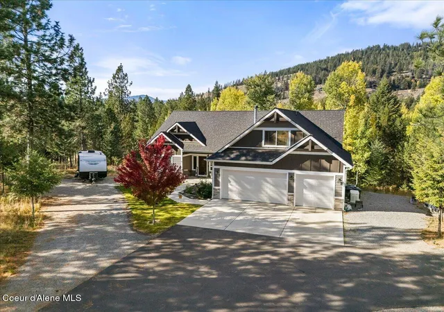 Photo 3 of Single family home for sale at 23915 N Citadel Rd, Rathdrum, ID 83858 | MLS# 26-10201 | Listing updated on 2026-10-17