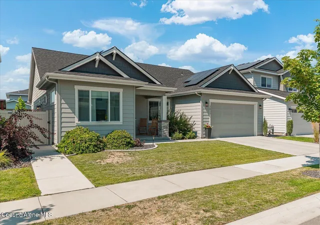 Photo 2 of Single family home for sale at 7011 N Degas Dr, Coeur D Alene, ID 83815 | MLS# 26-10210 | Listing updated on 2026-10-18
