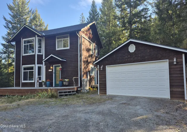 Photo 2 of Single family home for sale at 596 Overlake View Rd, Cocolalla, ID 83813 | MLS# 26-10205 | Listing updated on 2026-10-15