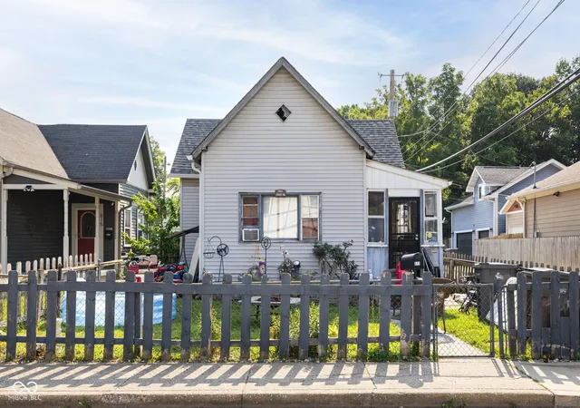 Photo 1 of Single family home for sale at 819 Olive St, Indianapolis, IN 46203 | MLS# 22096984 | Listing updated on 2026-09-03