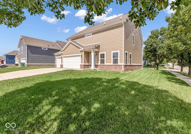Photo 1 of Single family home for sale at 7235 Wilshire Way, Avon, IN 46123 | MLS# 22107633 | Listing updated on 2026-09-07