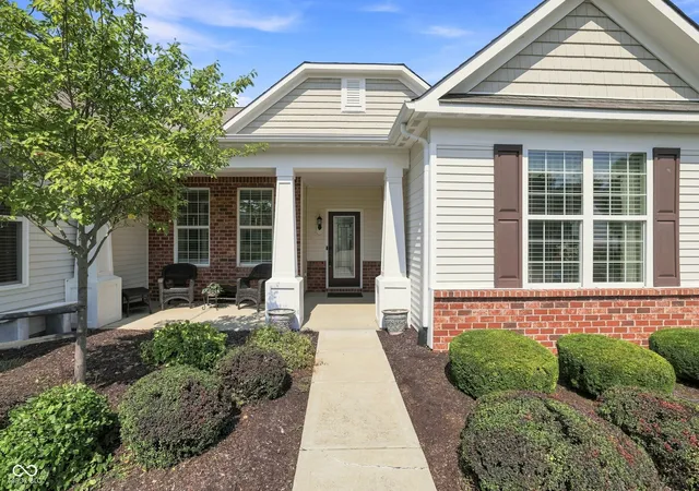 Photo 3 of Sale Pending at 15270 Trebbiano Dr, Fishers, IN 46037 | MLS# 22116552 | Listing updated on 2026-09-08