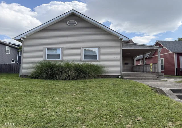 Photo 1 of Single family home for sale at 231 N Summit St, Indianapolis, IN 46201 | MLS# 22118567 | Listing updated on 2026-09-03