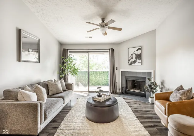 Photo 3 of Condo for sale at 946 Lenox Ln #UNIT 207, Carmel, IN 46032 | MLS# 22120173 | Listing updated on 2026-09-04