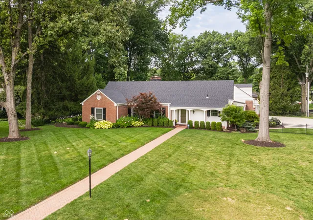 Photo 4 of Single family home for sale at 7480 N Illinois St, Indianapolis, IN 46260 | MLS# 22121252 | Listing updated on 2026-09-08
