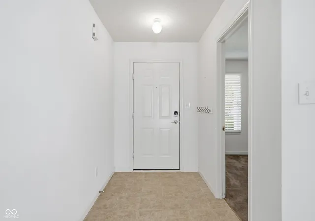 Photo 4 of Single family home for sale at 15028 Lovely Dove Ln, Noblesville, IN 46060 | MLS# 22122079 | Listing updated on 2026-09-29