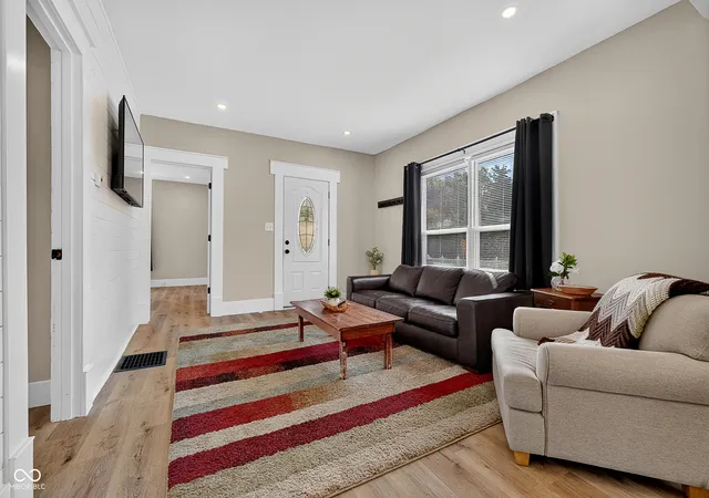 Photo 3 of Single family home for sale at 138 South St, Southport, IN 46227 | MLS# 22122975 | Listing updated on 2026-09-04