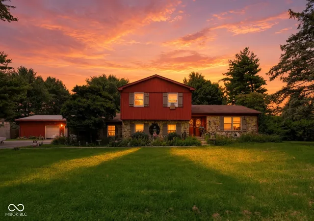 Photo 2 of Single family home for sale at 20441 Little Chicago Rd, Noblesville, IN 46062 | MLS# 22123008 | Listing updated on 2026-09-02