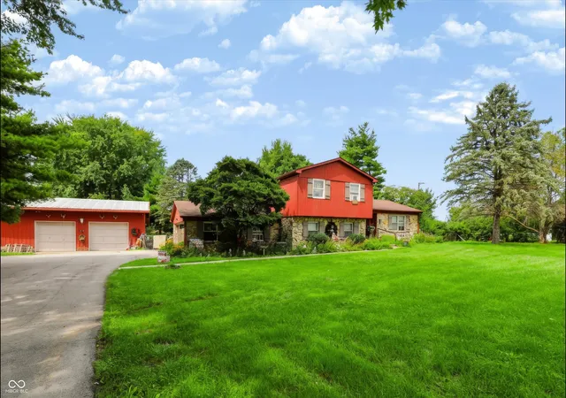 Photo 3 of Single family home for sale at 20441 Little Chicago Rd, Noblesville, IN 46062 | MLS# 22123008 | Listing updated on 2026-09-02