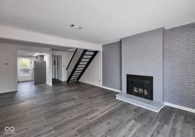 Photo 3 of Condo for sale at 1352 Tishman Ln, Indianapolis, IN 46260 | MLS# 22123075 | Listing updated on 2026-10-06