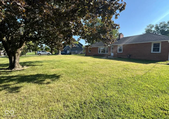 Photo 4 of Sale Pending at 2071 S 600 West, New Palestine, IN 46163 | MLS# 22123099 | Listing updated on 2026-09-08